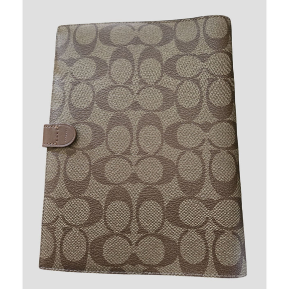 Coach | Planner Cover - Brown and Tan Signature Print - Picture 3 of 8